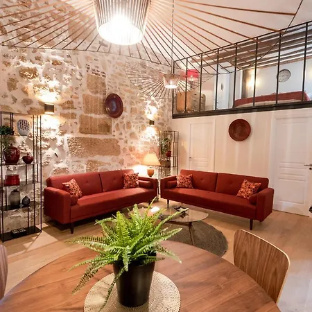 Apartment Old Stones *